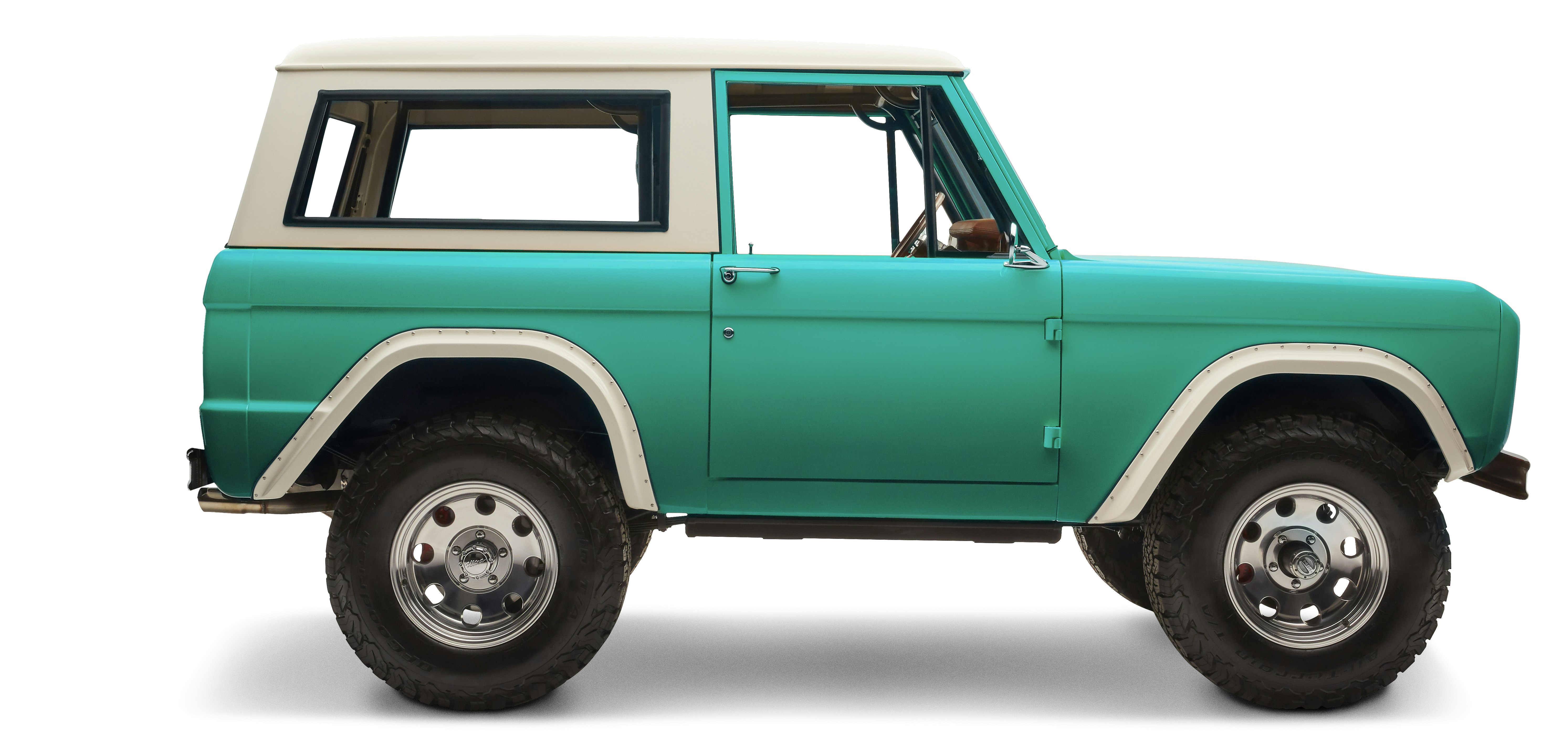 Bronco Hero Side Caribbean Turquoise No Rear Tire