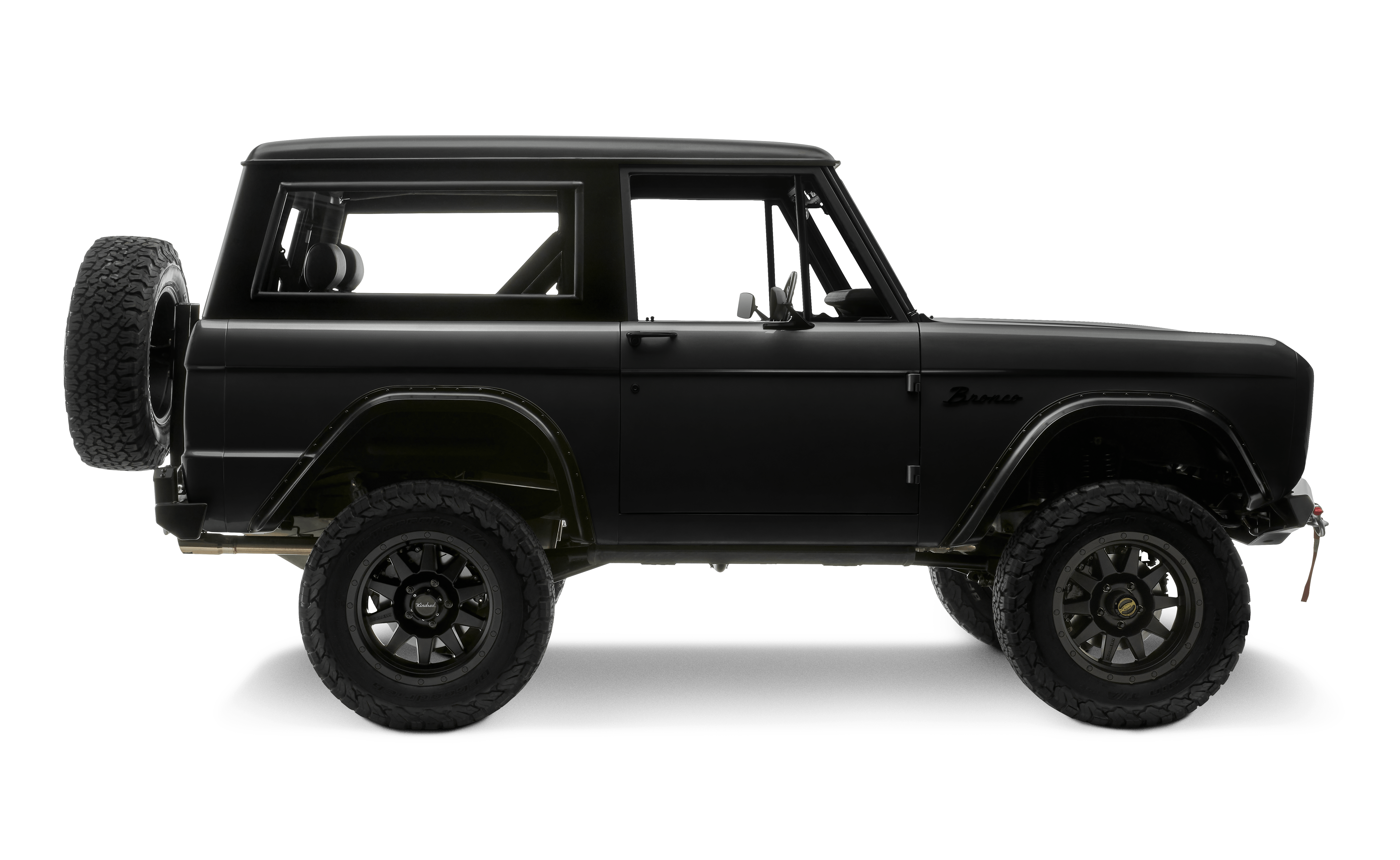 Bronco Trail Passenger Side PNG