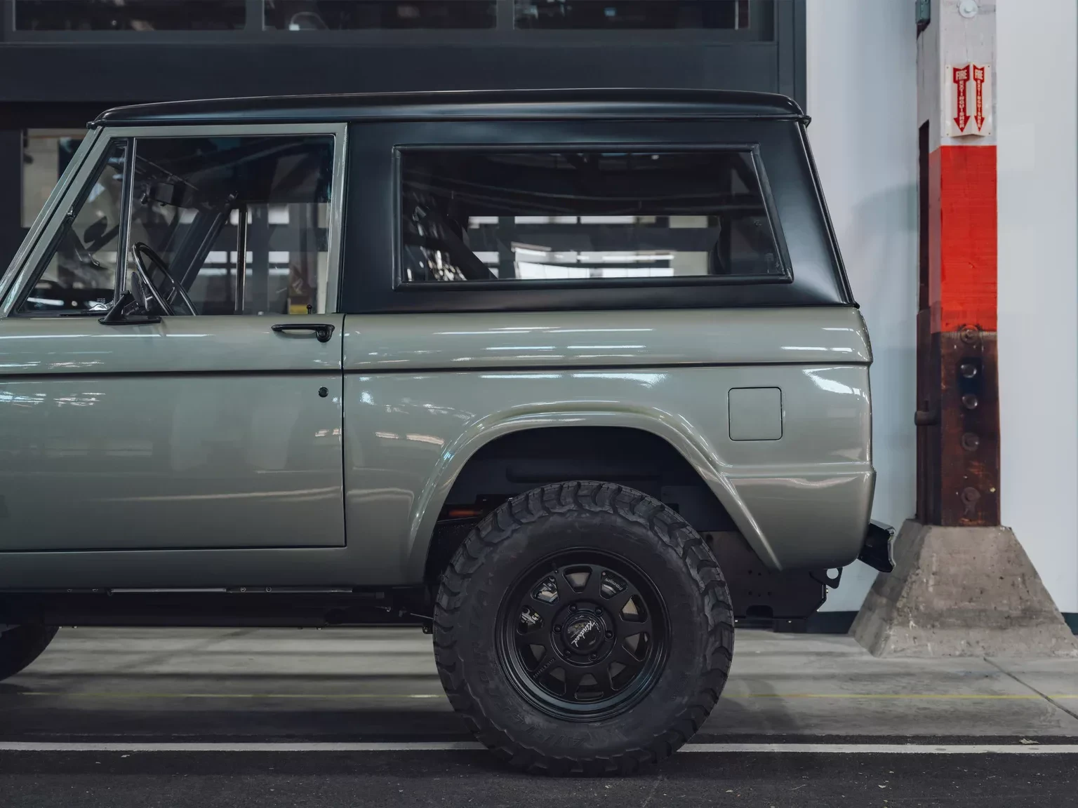 EV BRONCO 15 SAGE GREEN INV WEB 14