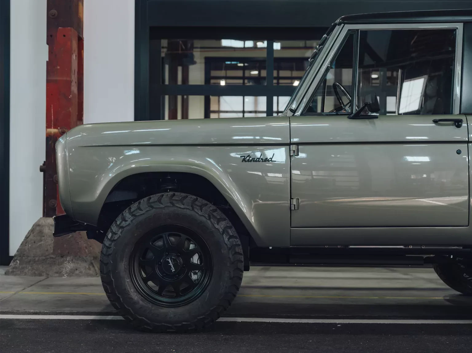 EV BRONCO 15 SAGE GREEN INV WEB 15