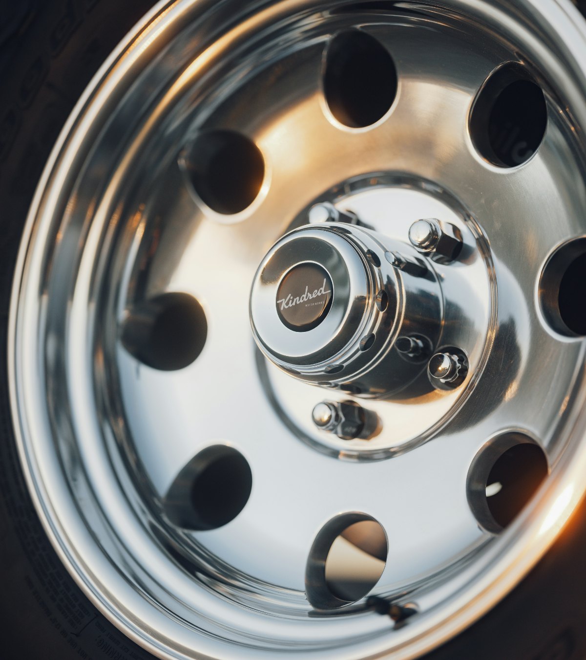 Kindred Bronco Heritage Edition Chrome Wheels