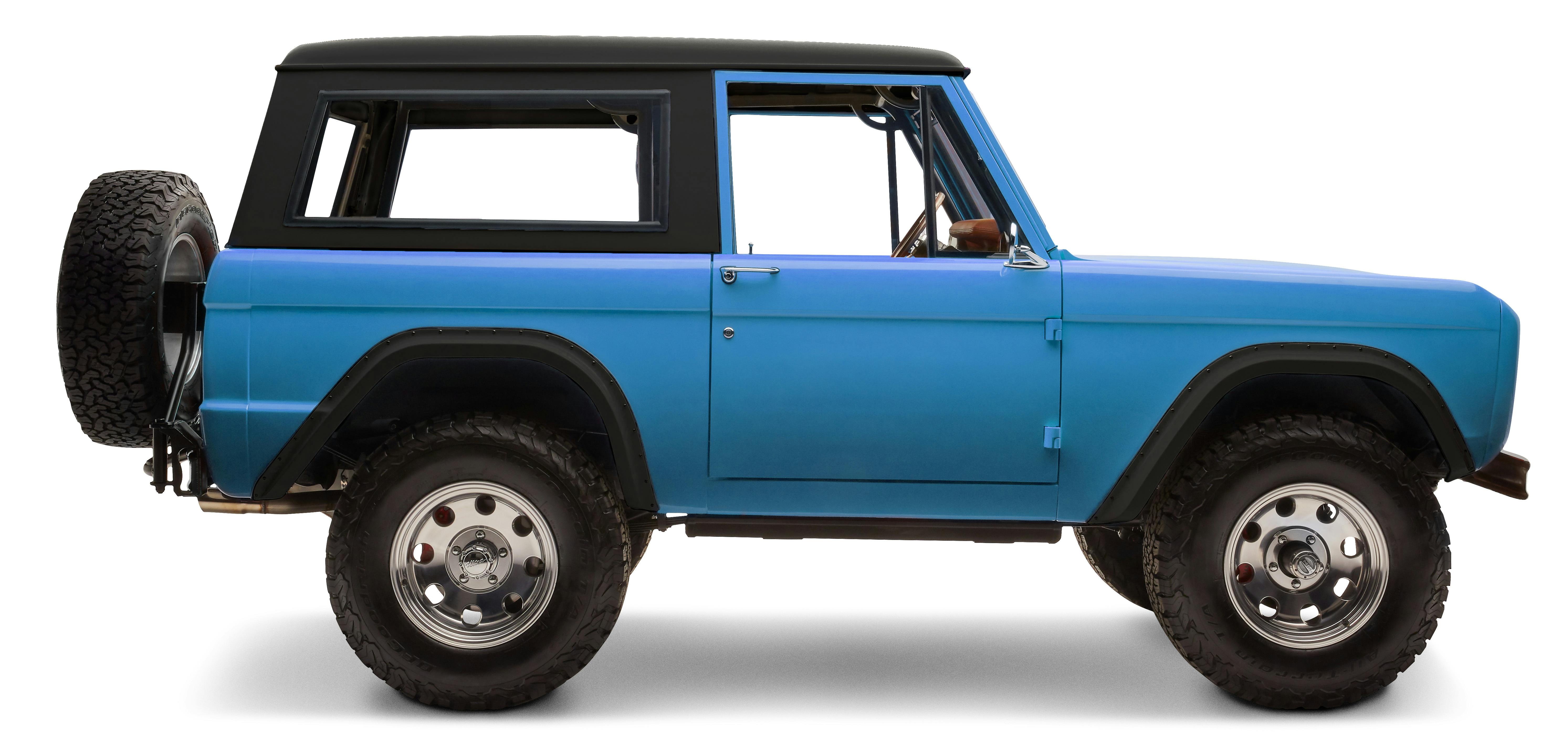 Bronco Hero Side Yas Marina Blue 06