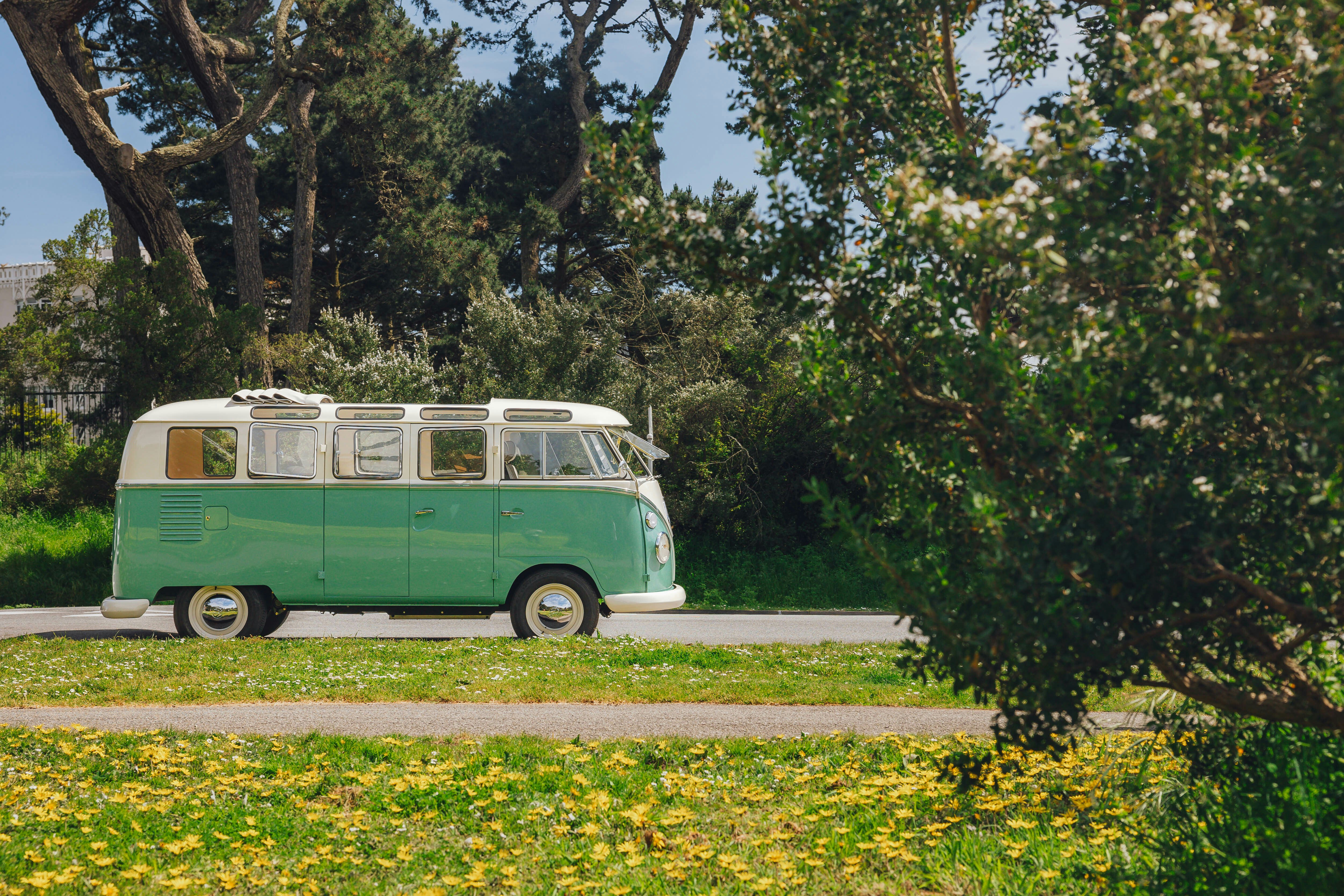 Kindred EV Bus Slider 3