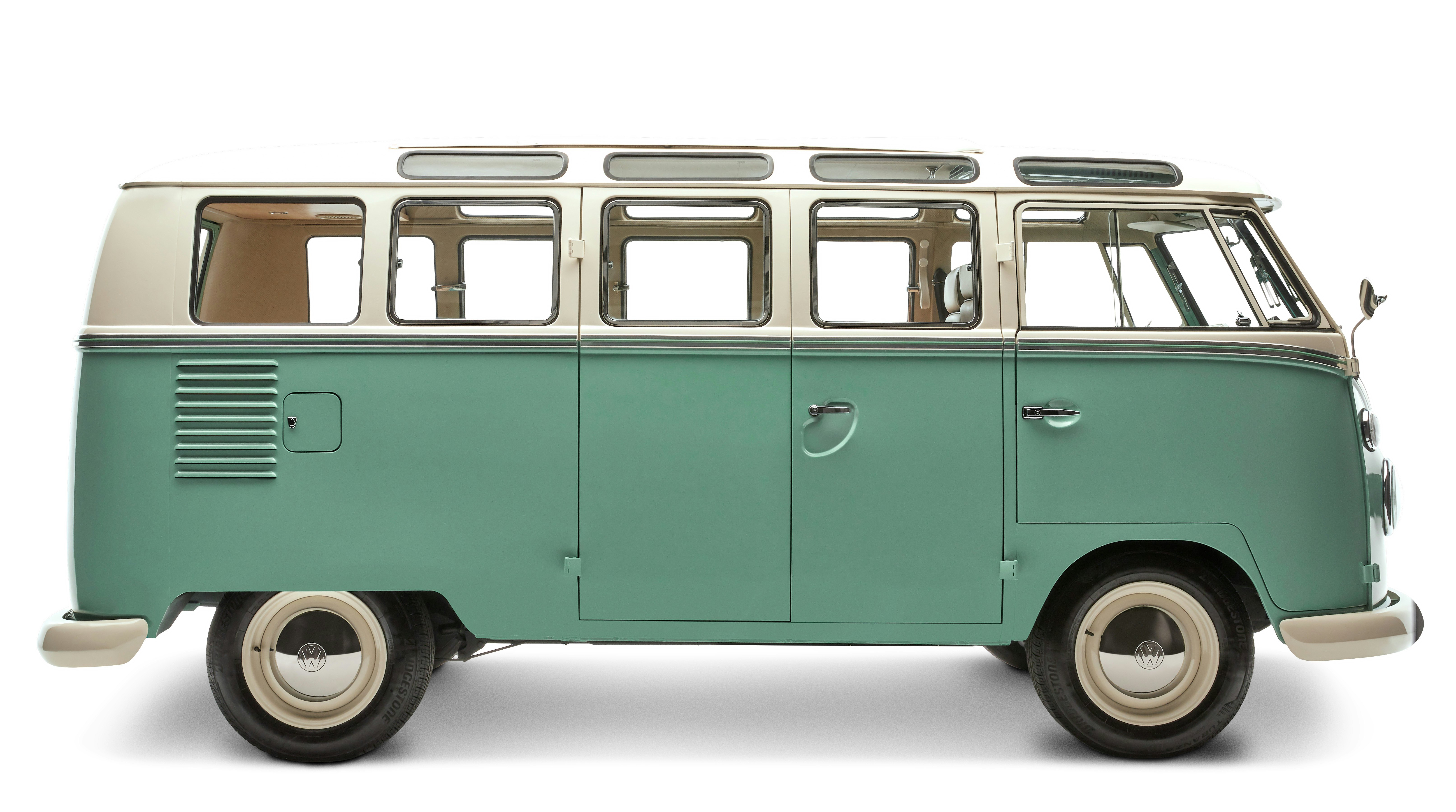 Vintage VW Bus Restomod: Electric VW Bus