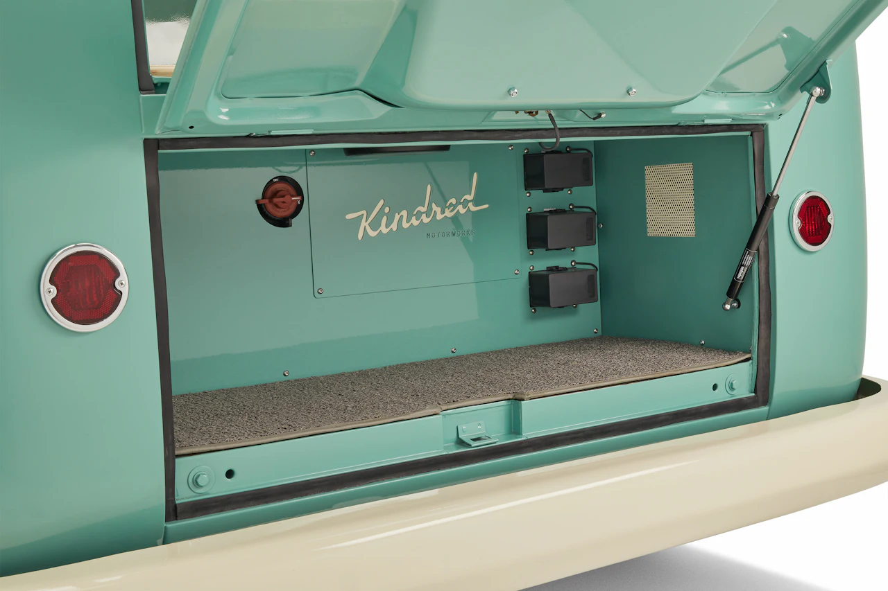 Vintage Vw Bus Restomod Electric Vw Bus Kindred Motorworks