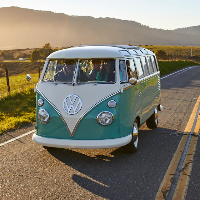 Vintage Vw Bus Restomod Electric Vw Bus Kindred Motorworks